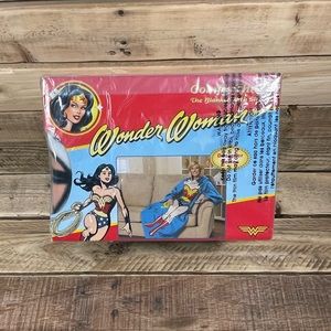 Wonder Woman Comfy Throw 48”x71” DC Comics Adult Blanket Sleeves Designer Series